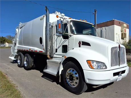 2016 KENWORTH T370